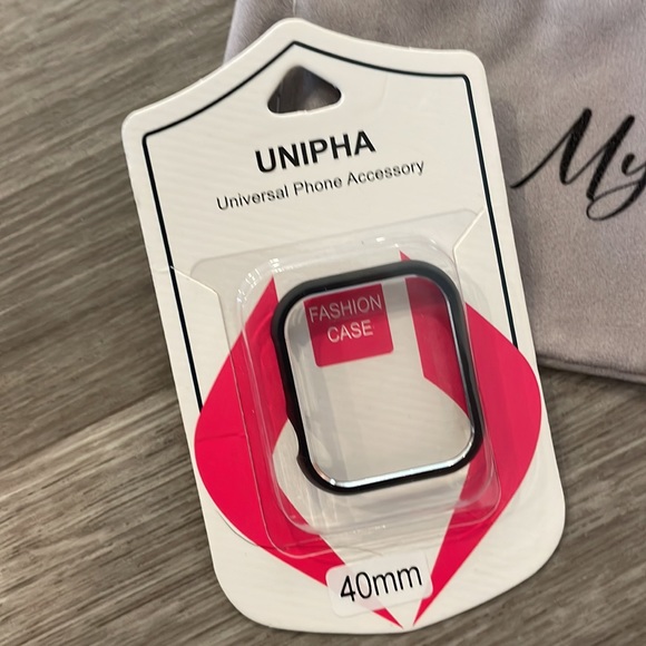 Apple Watch Case and Strap Black Bedazzled - Picture 3 of 5